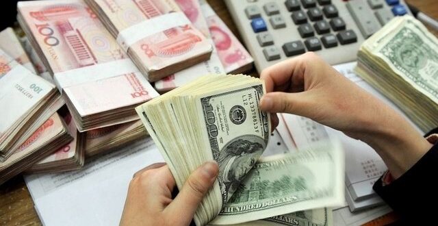 افزایش قیمت دلار و یورو در مرکز مبادله