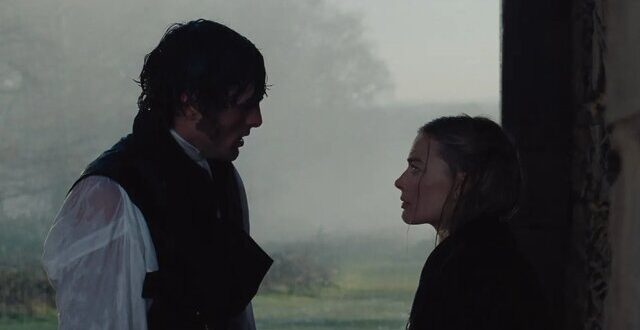 نقدهای متناقض برای فیلم بلندی‌های بادگیر