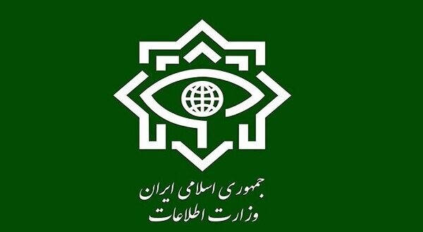 دستگیری تعدادی وطن‌فروش و کشف سلاح و وسایل ارتباطی توسط وزارت اطلاعات