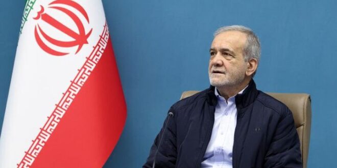 دست مردم، مسئولان و رزمندگان عراق را می‌فشارم