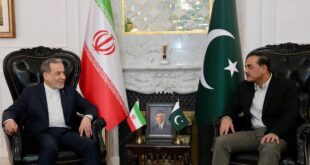 رایزنی عراقچی با فرمانده ارتش پاکستان