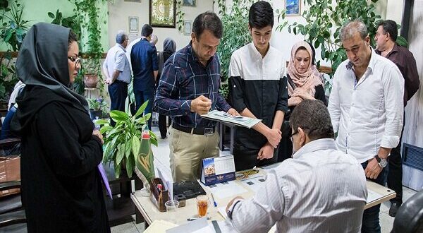 دانش آموزان امسال غیر حضوری ثبت‌نام می کنند