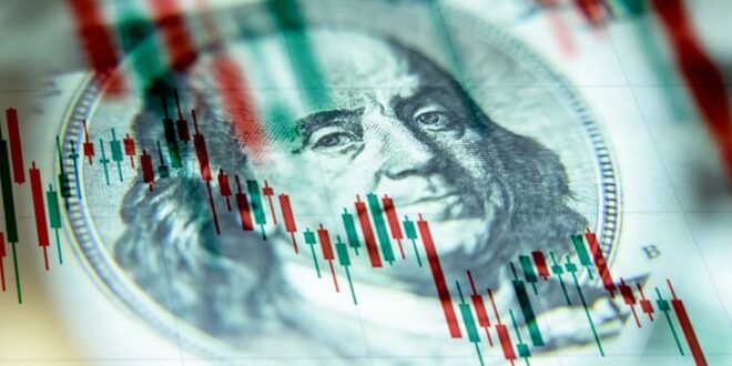 کاهش قیمت دلار به تالار مرکز مبادله رسید