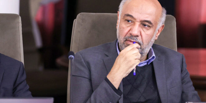 بهبود معیشت مردم و کارگران اولویت دولت است