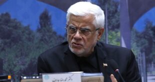 انتقاد عارف از وضعیت معیشت اساتید؛ ادامه این روند به مهاجرت بیشتر نخبگان منجر می‌شود
