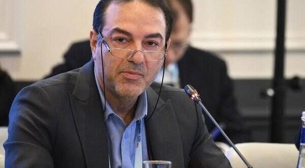 انتقاد از نمایش مصرف مواد و الکل در رسانه‌های تصویری