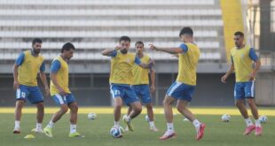گزارش روزنامه گاردین از وضعیت تیم ملی فوتبال ایران و یک چالش دردسرساز
