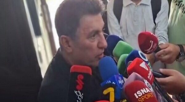 امیر قلعه نویی سرمربی تیم ملی فوتبال ماند