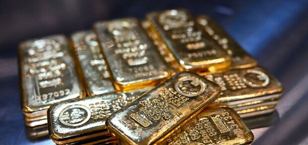 طلای جهانی تقریباً بدون تغییر ماند