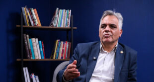 پرستاران از عدم پاسخگویی به مطالباتشان گلایه مندند